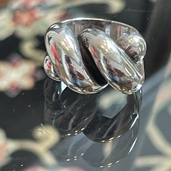 James Avery Sisterhood Ring - Picture 7 of 9